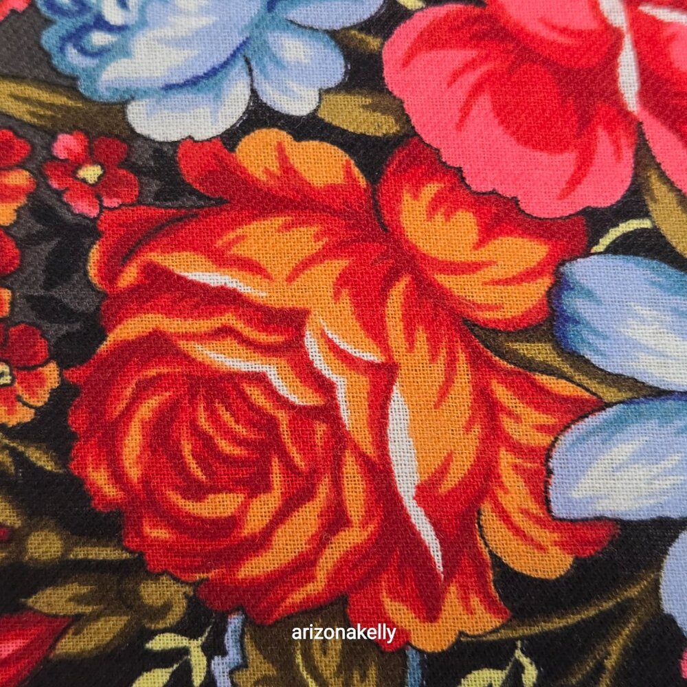 NWOT Pavlovo Posad Wool Square Scarf Vibrant Floral Design - Picture 6 of 14